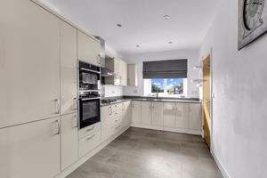 Photo 16- click for photo gallery